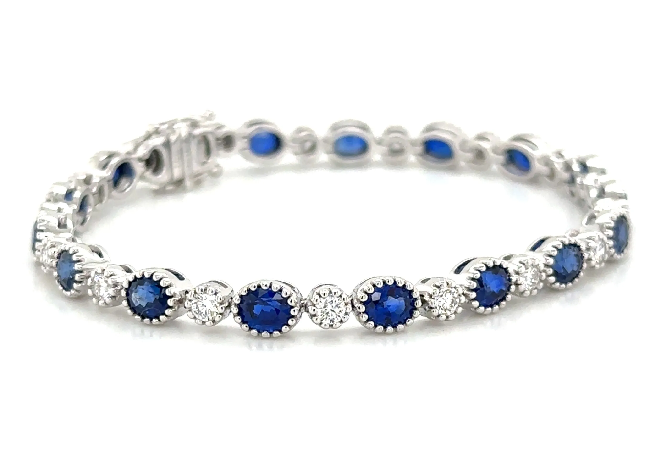 10.08ct tw Oval-cut Royal Blue Sapphire and Diamond Gemstone Bracelet