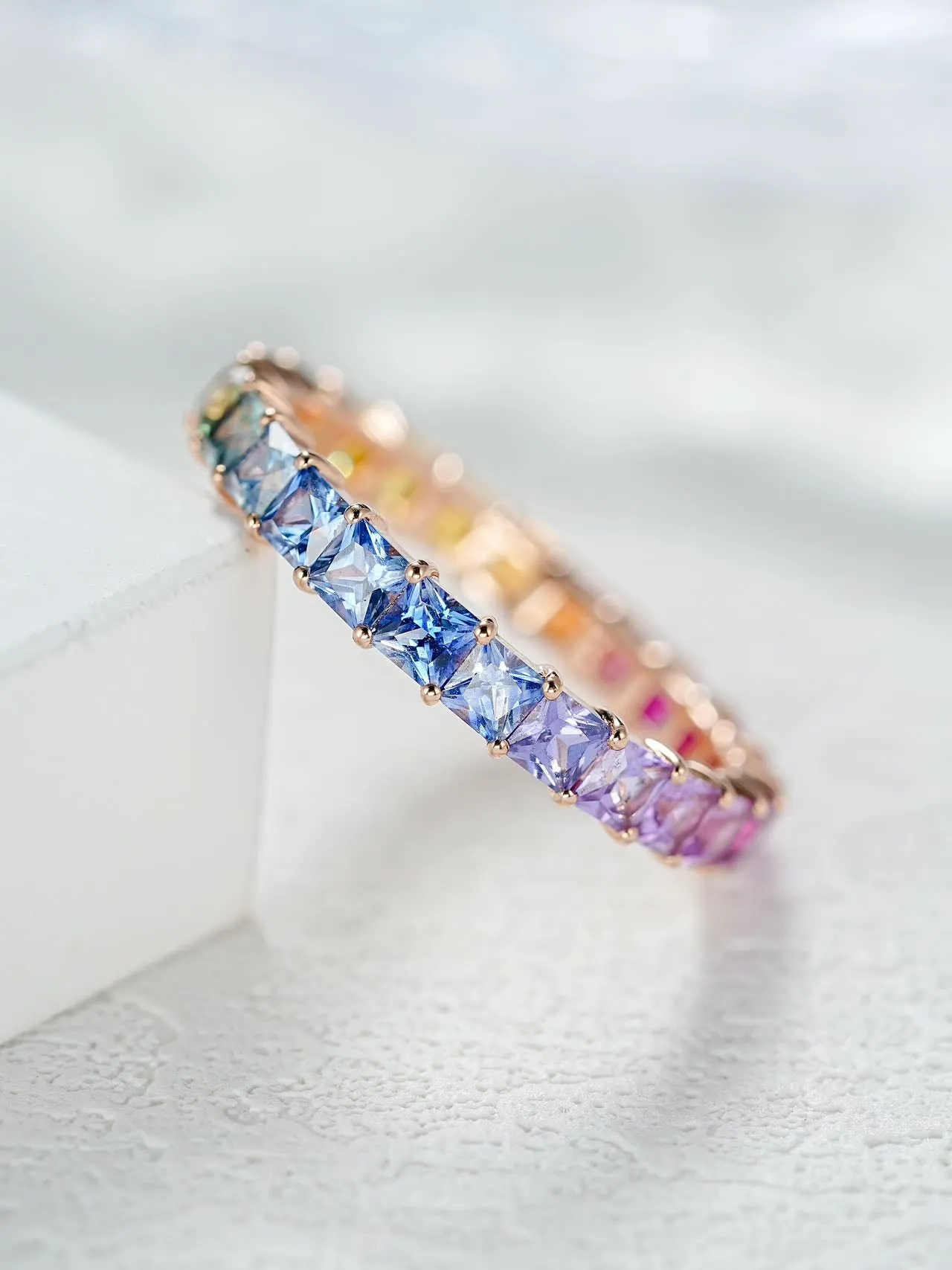 18k Gold Cushion Cut Minimalist Ring