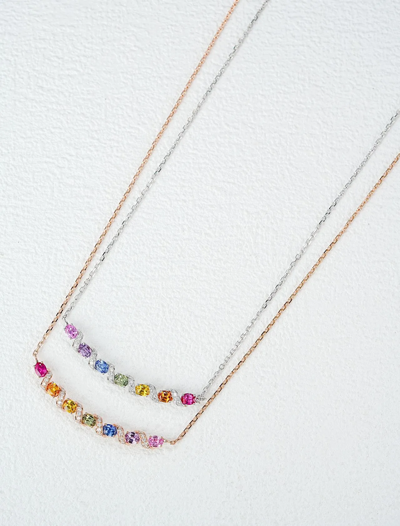 18k Gold Ferris Wheel Round Cut Necklace