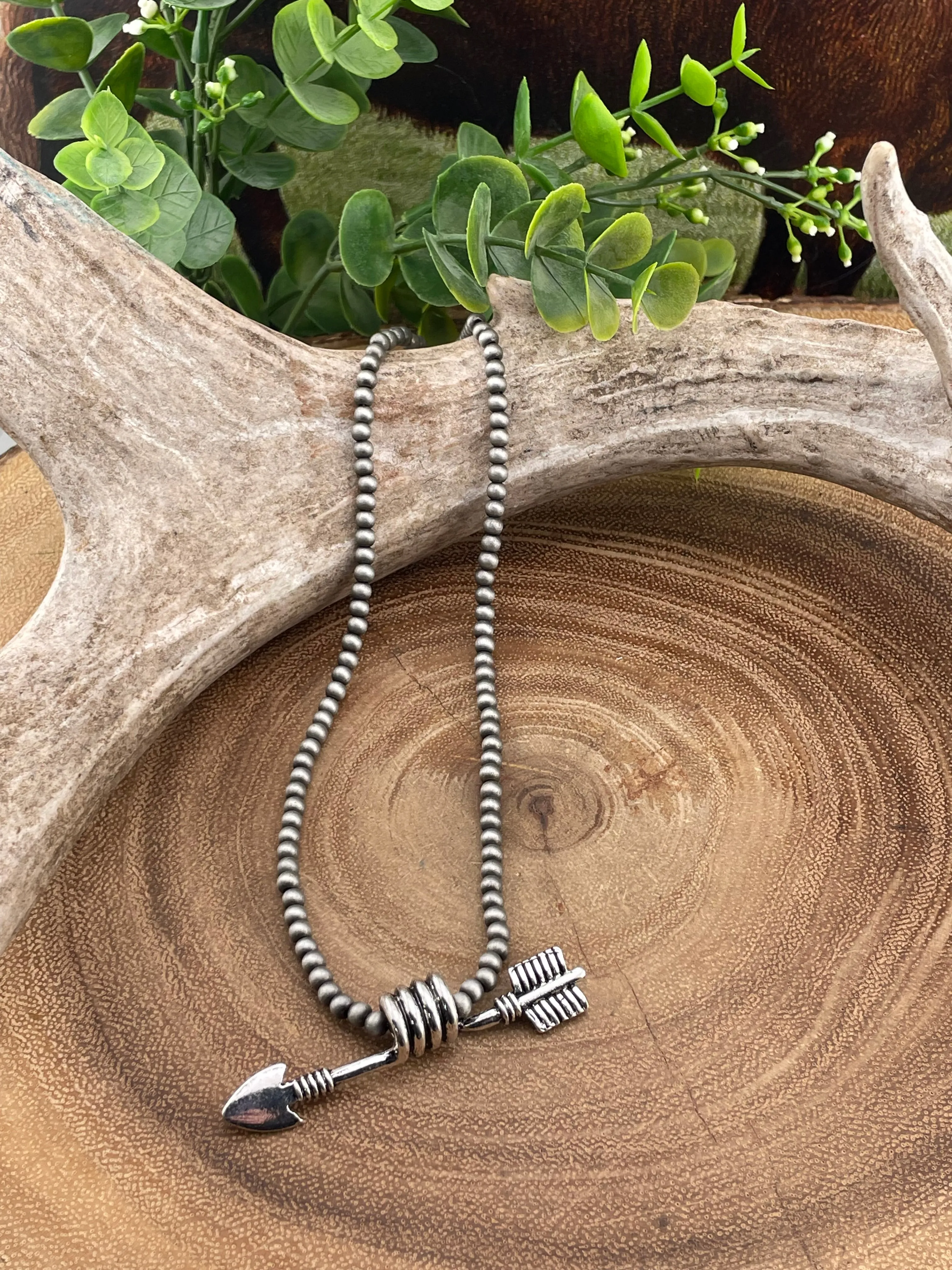 Cayenne 3mm Fashion Navajo Necklace With Arrow Wrap - 18"