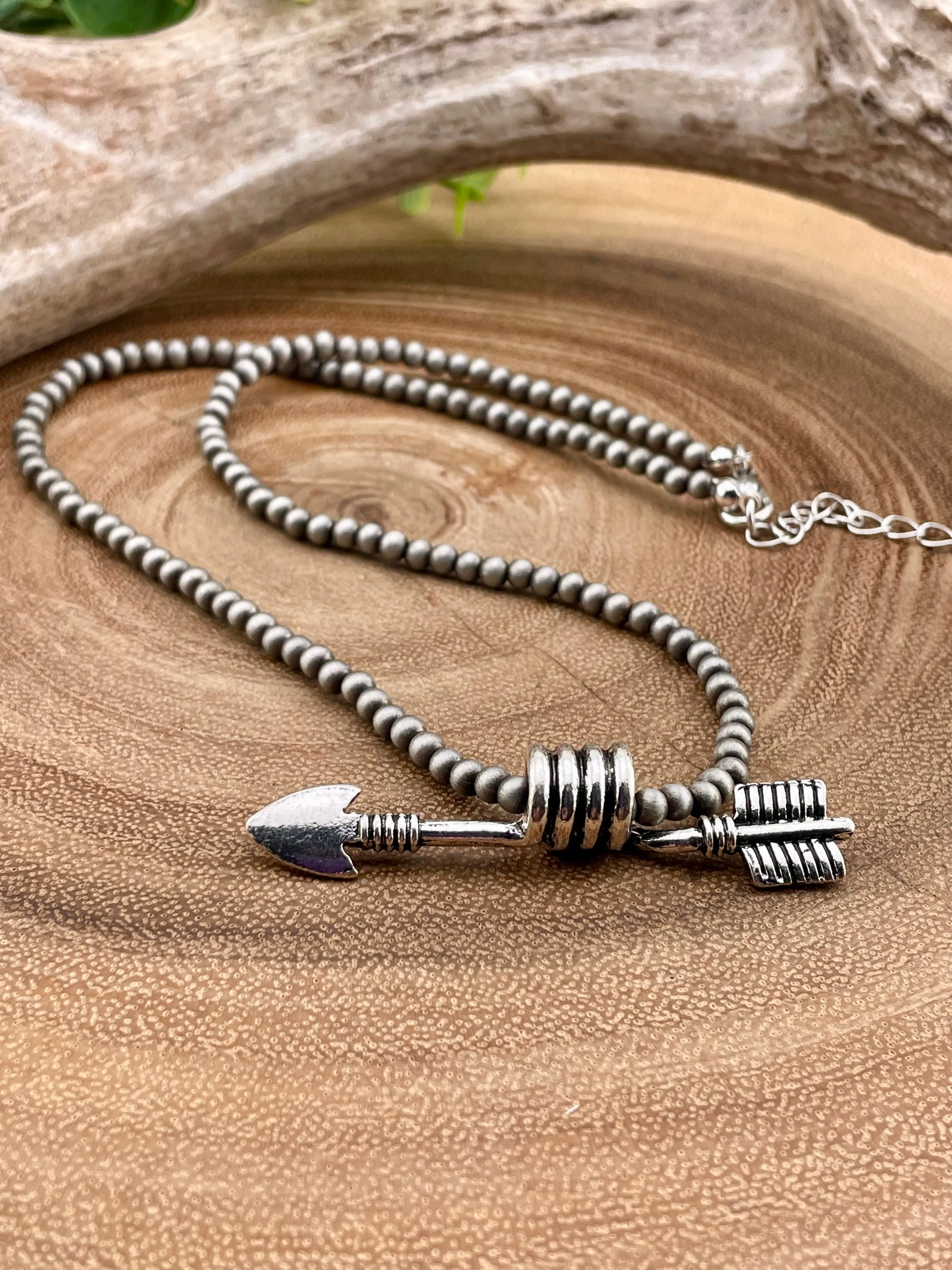 Cayenne 3mm Fashion Navajo Necklace With Arrow Wrap - 18"