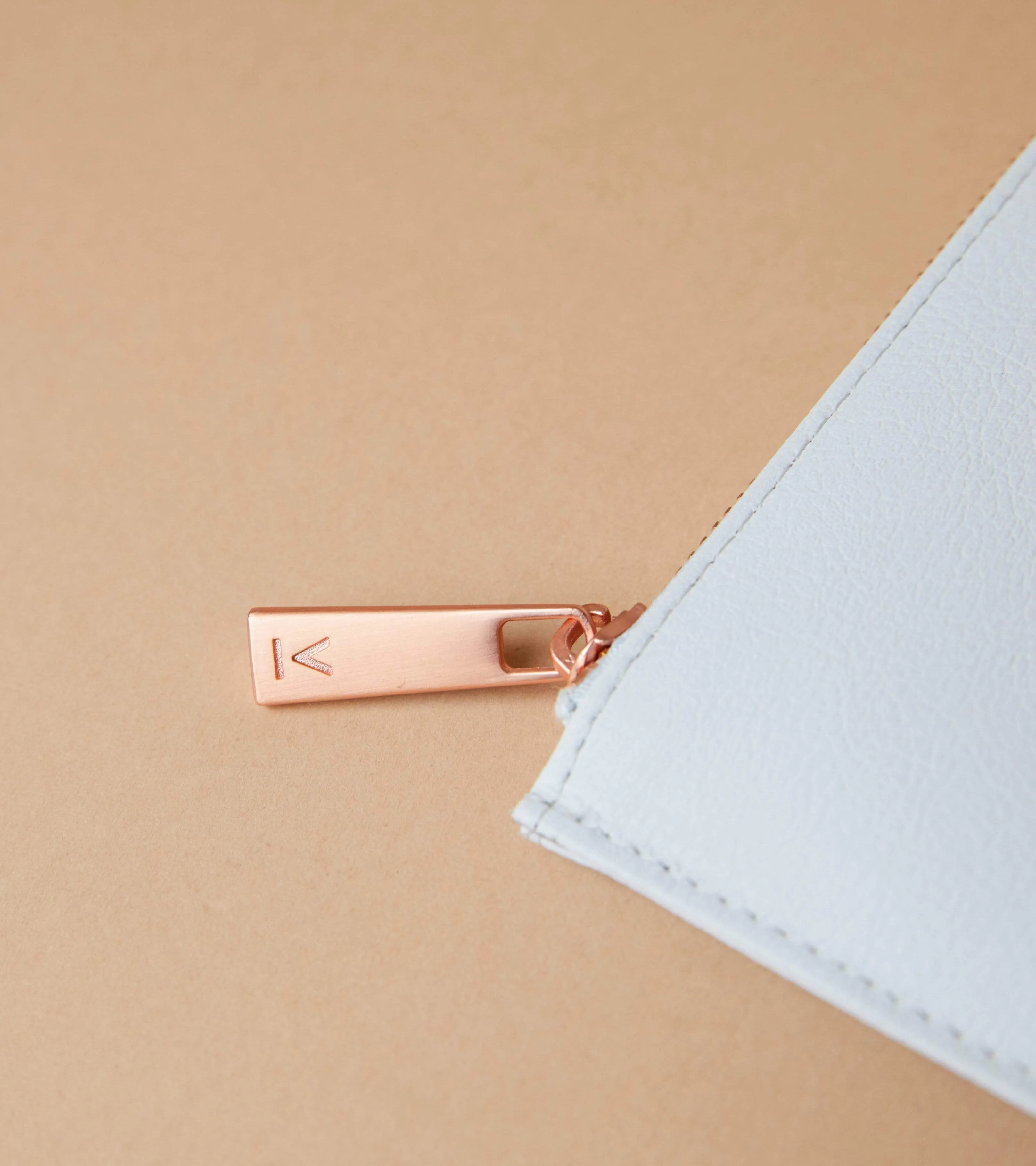 Classic Essentials Apple Leather Vegan Pouch | Light Grey