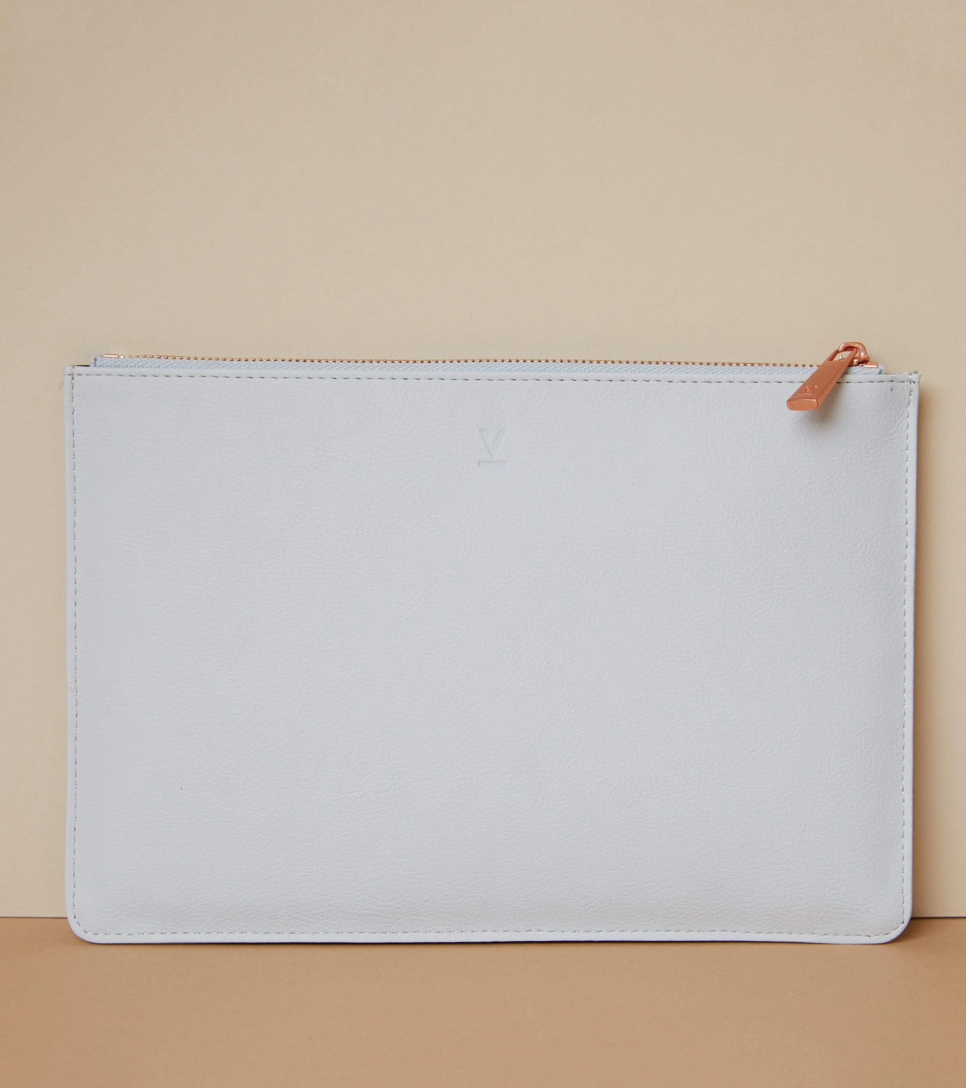 Classic Essentials Apple Leather Vegan Pouch | Light Grey