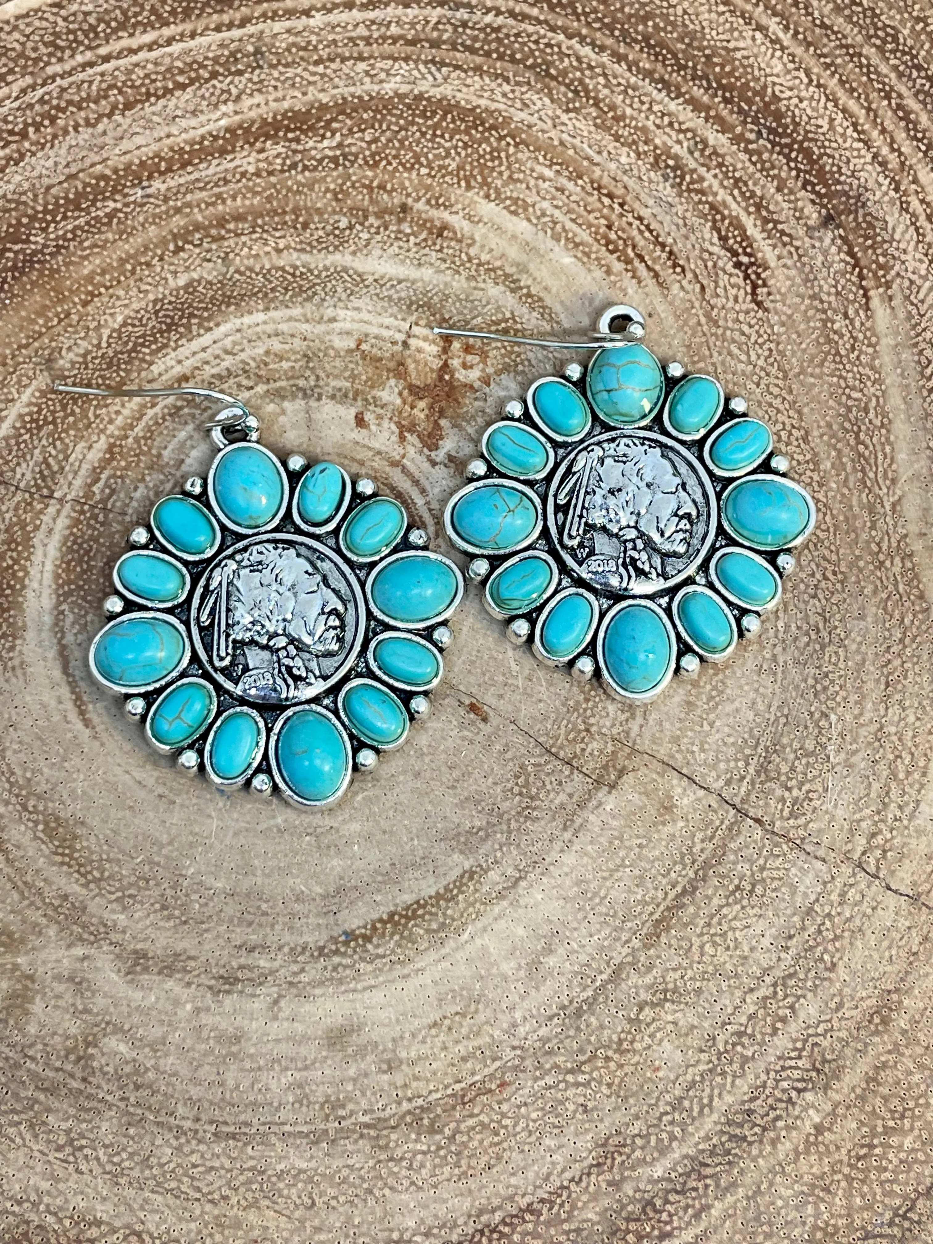 Fashion Turquoise Medallion With Center Coin Necklace & Earrings
