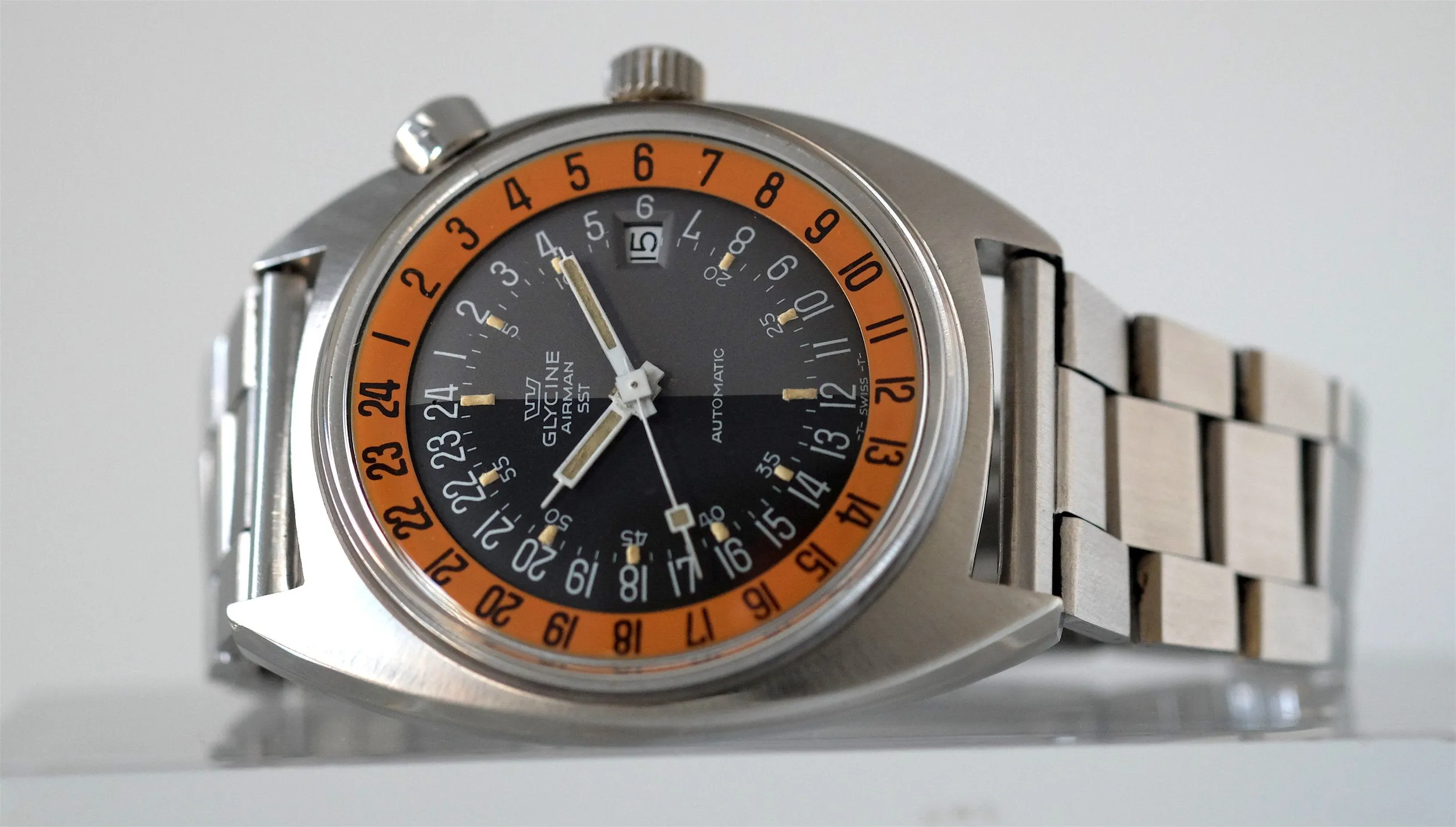 Glycine Airman 24H SST