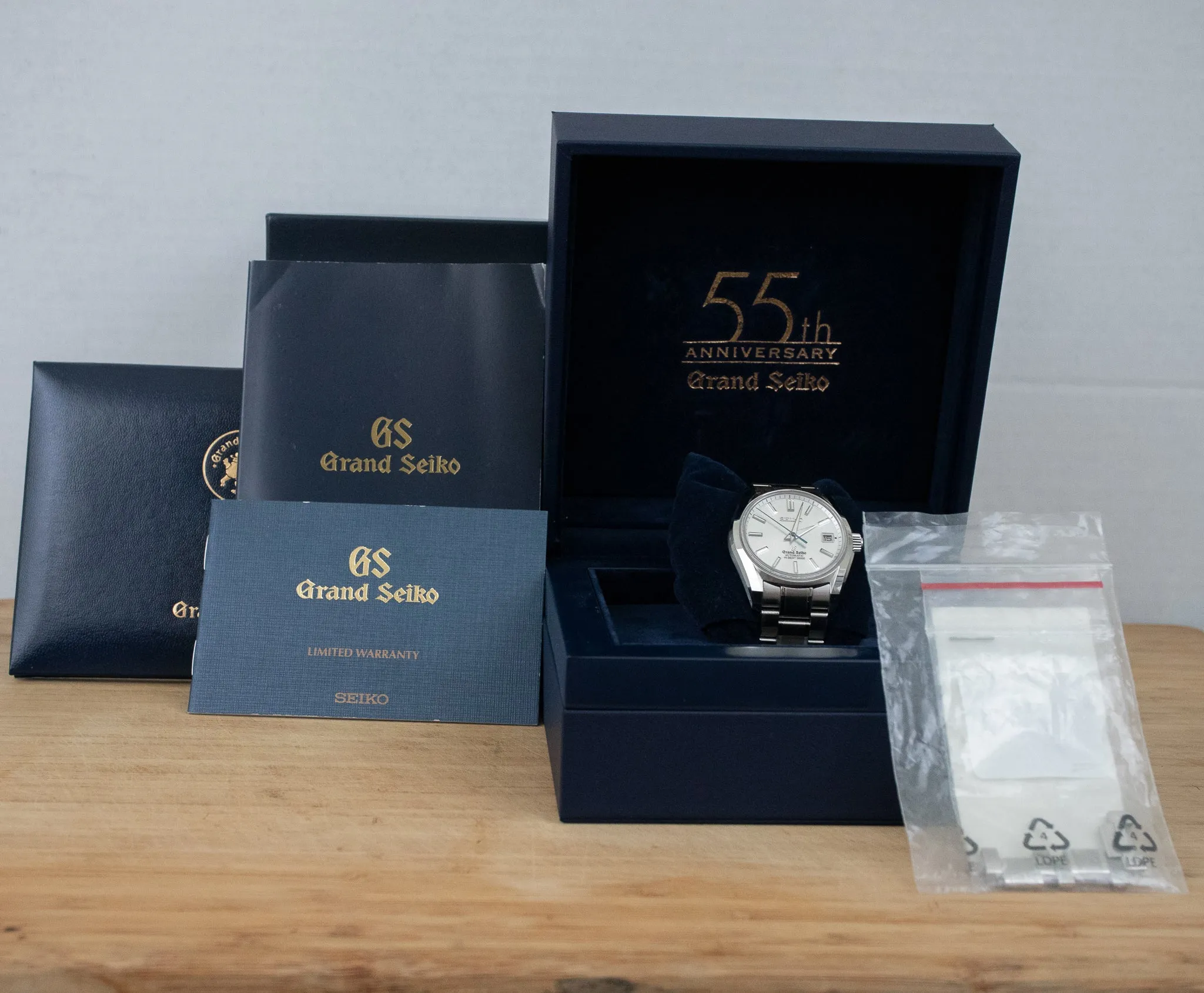 Grand Seiko Hi-Beat SBGH037