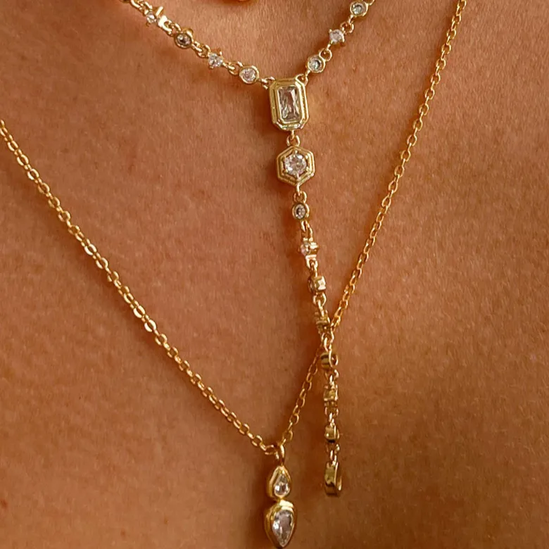 Luv AJ Stellar Bezel Lariat Gold