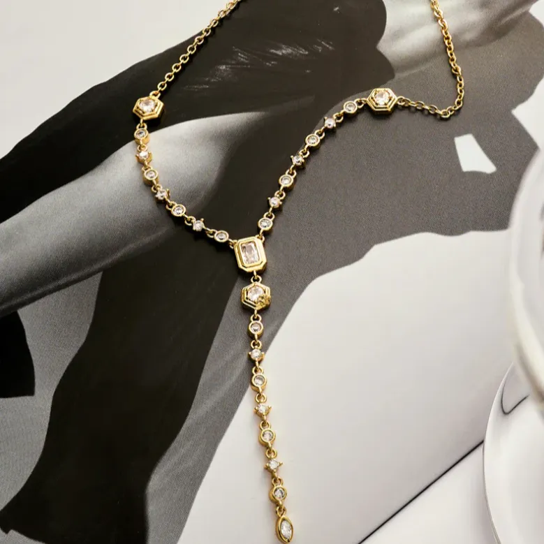 Luv AJ Stellar Bezel Lariat Gold