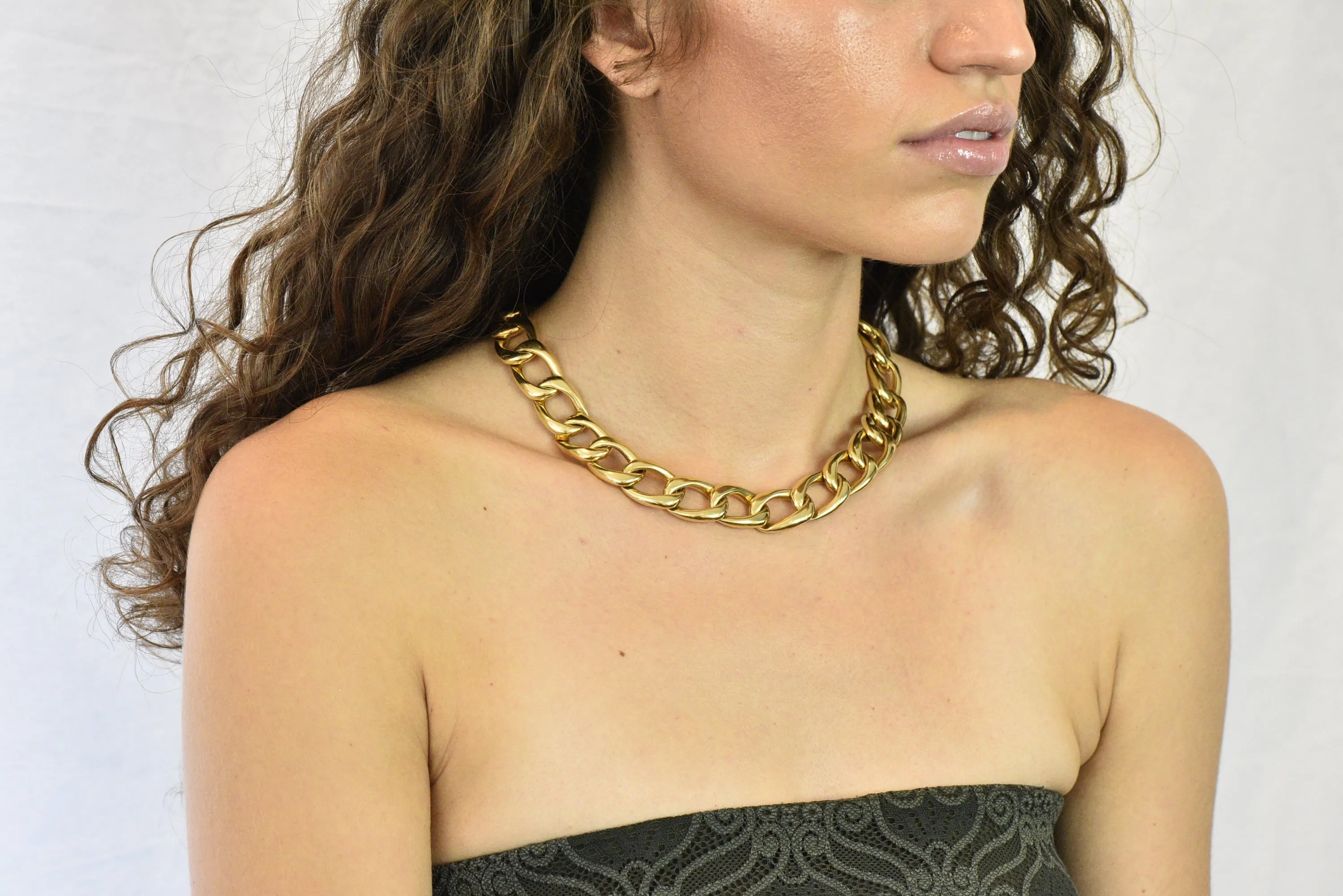 Vintage Unisex 18 Karat Gold 18 Inch Curb Chain Necklace